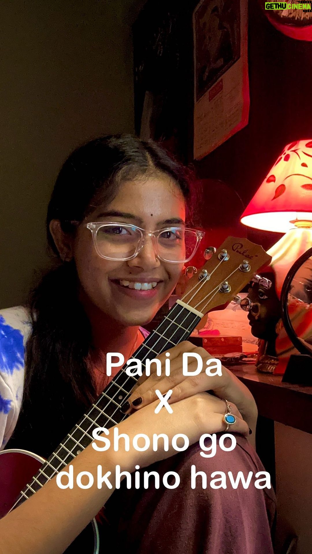 Ankita Bhattacharyya Instagram - Pani Da X Shono go dokhino hawa 🍃🫣 Merry Christmas 🎄