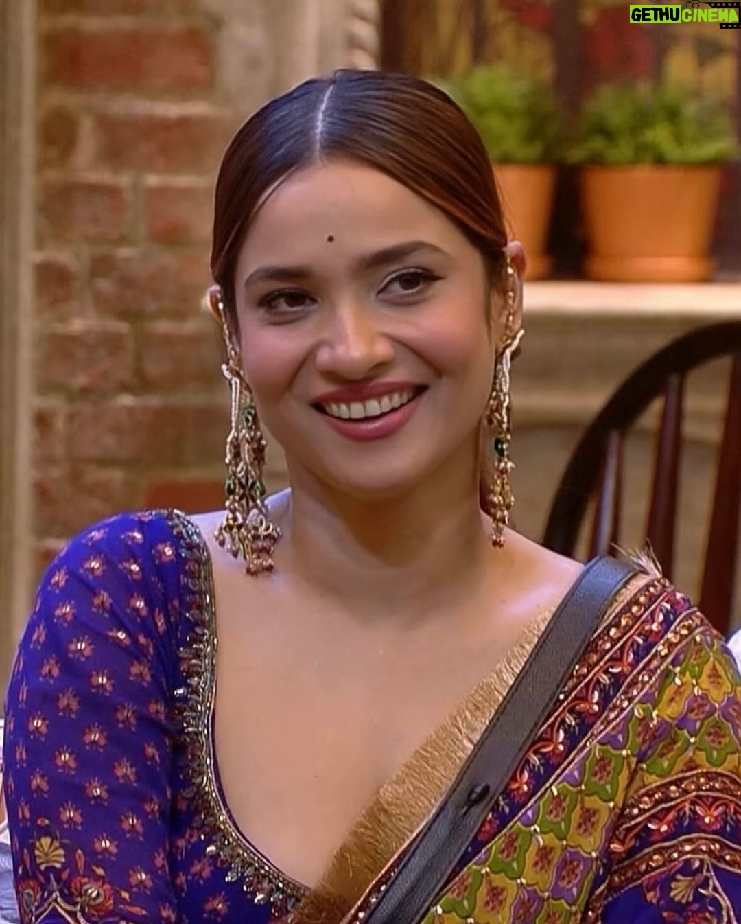 Ankita Lokhande Instagram - We're loving this pur-pal moment💜 Credits:- Outfit: @irrauofficial Jewellery: @justjeweleryindia Styled By: @hemlataa9 @stylebyhemlataa Assisted By: @saloni142_ @colorstv @beingsalmankhan @officialjiocinema @endemolshineind #AnkitaLokhande #Ankita #BBQueenAnkita #WeekendKaWaar #BiggBoss #BB17 #DilDimaagAurDum #Colors #SalmanKhan #JioCinema