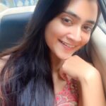 Ankita Mallick Instagram - Koyi toh mileee!!!🥹 #instagood #instalike #mood #candid #reels #instadaily #fun #happy