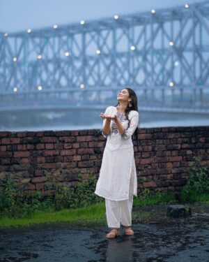 Ankita Mallick Instagram - 🌧️♥️

#instagram #picoftheday #ootd #instagood #instalike #instadaily #instamood #explore #viral #love