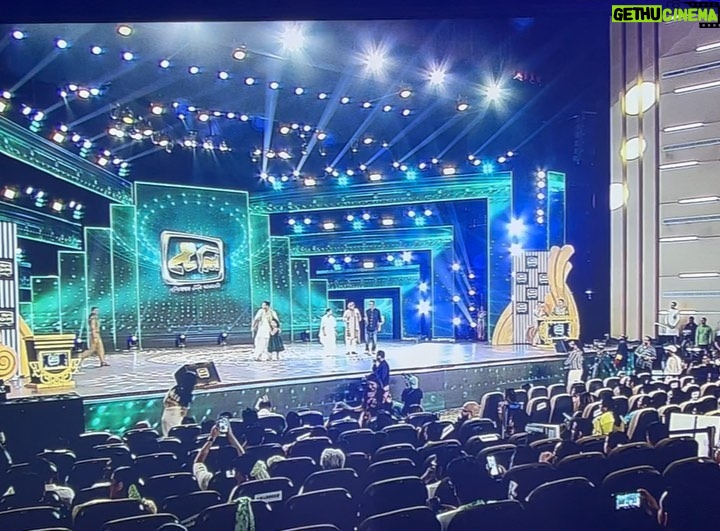Ankita Mallick Instagram - Thank you honourable chief minister @mamataofficial π Thank you dada Snehasish Chakraborty for giving me,for making me Jagadhatri π« @blues_productions Thank you @zeebanglaofficial β₯οΈ PC- @kolkataclick #teleacademyawards #bestactress #bestserial #jagadhatri