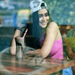 Ankita Mallick Instagram - 💝 @photographer_sourav_26 @amitkarak #instagood #instalike #mood #candid #cafe Kolkata - The City of Joy