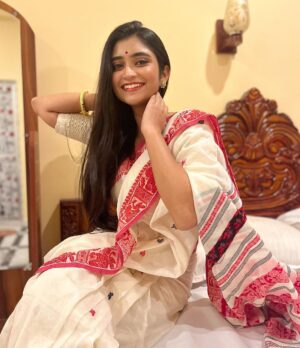 Ankita Mallick Instagram - শুভ বিজয়া 🌸💕 

#durgapujo #navratri #bijoya