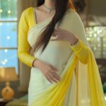 Ankita Mallick Instagram - অপেক্ষার অবসান , এসে গেছে “Garnier পুজোর শোস্টপার Season 2 ". আপনি হয়ে যেতে পারেন এই পুজোর "Garnier পুজোর শোস্টপার" in association with #ZeeBangla, আর পেয়ে যেতে পারেন 1 লাখ টাকা জেতার সুযোগ ! আজই আপলোড করুন আপনার পুজোর সেলফি -www.garnierpujorshowstopper2023.com এ। অথবা চলে যান আপনার কাছের Garnier Zee Bangla Kiosk এ, তা ছাড়াও আমরা থাকছি Maddox Square এ 18th অক্টোবর থেকে 23rd অক্টোবর । এবার পুজোয় আপনিও হয়ে উঠুন "Garnier পুজোর শোস্টপার"! T&C: https://garnierpujorshowstopper2.blogspot.com/2023/10/terms-and-conditions-garnier-pujor-show.html #GarnierPujorShowstopper #GPS2023