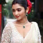 Ankita Mallick Instagram - 💕🌸 #instagood #instamood #instafashion #instadaily #ethnic #saree #ootd #love #explore