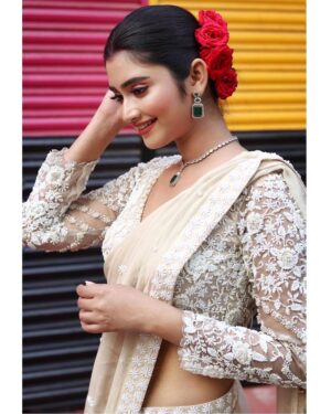 Ankita Mallick Instagram - 💕🌸

#instagood #instamood #instafashion #instadaily #ethnic #saree #ootd #love #explore