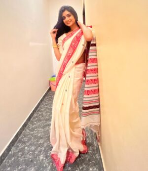 Ankita Mallick Instagram - শুভ বিজয়া 🌸💕 

#durgapujo #navratri #bijoya