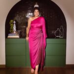Anshula Kapoor Instagram - This one was special 💖 Felt like a princess for a very special event for @mynykaa & @soldejaneiro, will upload a reel soooon from the event, but until then, just wanted to give credit to my amazing team who put all of this together so last minute but came through 1000% like always 💖💯🙏🏼 Styled by- @manishamelwani with @junni.khyriem @sim.ran_awayy @gypsy.girl.world Hair by @hairby_shivanik Makeup by @divyashetty_ 📸 by @Portraitshelter Outfit - @arokaofficial Earrings - @one_nought_one_one Shoes - @londonrag_in The Bracelet stack is a mix of old and new: vintage pieces from mom’s collection mixed in with the @rheakapoor x @pipabella chunky bangle & a @chloe horse bracelet at the end Rings are a mix of my own that I’ve bought over the years from all over!