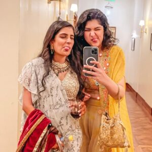 Anshula Kapoor Instagram - Dear 21 year old Anshula, at the cusp of entering adulthood, when you lost mom, I know you felt like life as you know it is over. I know you didn’t think you would be able to live or thrive or love again. 

But 11 years later, I just want to take a moment to tell you how proud I am that you found a way to keep going, no matter how tough it got. Even when you couldn’t see the road ahead, through the ambiguity, the grief, and the heartbreak. Through every loss. Through every mental & physical setback, you made it to the other side. You found your way back to yourself. You found joy again, you’ve metamorphosed into a stronger and happier you. You’ve made mistakes and learnt from them. Picked up the pieces and moved forward. You’ve learnt to forgive, learnt to ask for help when you need it. And you found a reason to keep living. Thank you for never giving up on yourself. #ThankYouForComing through when it mattered the most. You did good, kid! 
I am proud of how far you’ve come, how you’ve learnt to love every part of yourself, become comfortable in your own skin & learnt how to chase joy again. 

I ask @arjunkapoor @varundvn @janhvikapoor @athiyashetty @kunalrawaldstress @shanayakapoor02 @rohanthakkar1511 & @nishikib to share their personal journeys that have inspired me & will inspire so many more ❤️