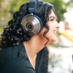 Anshula Kapoor Instagram - Living my best life with the new Dyson Zone noise cancelling headphones! The audio quality is unmatched because the headphones have been scientifically calibrated to make sure we hear every detail. All I have to do is switch on my headphones and I can shut the world out. It’s that easy to have my own immersive experience; with Pure audio & Advanced noise cancellation. The best part? The battery life is upto 50 hours even with noise cancellation switches on! @dyson_india on, and the world goes shhhh 🤫😇🎵 #Gifted #DysonIndia #DysonZone
