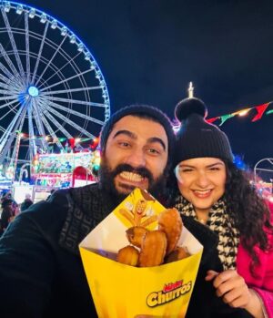 Anshula Kapoor Instagram - All I wanted for Christmas were Churos with my number 1 human @arjunkapoor 🎄❤️ #MissionAccomplished #WhereThemEyesAt