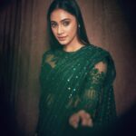 Anukreethy Vas Instagram - @anukreethy_vas for the trailer launch event of @tnrthefilm ❤️ . Outfit: @studio149 💃🏼 Styling: @stylingbykarthikaswin ❤️ Photography: @mandar_studio 📸 Mua : @meerra.mevawala 💄 Jewellery @swarovski @swarovskicreateddiamonds . . #tollywood #tollywoodactress #tollywoodactor #tollywooddebut #tnr #tigernageswararao #trailerlaunch #kollywood #kollywoodcinema #kollywoodactress #panindia #jayavani #trending Mumbai, Maharashtra