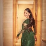 Anukreethy Vas Instagram – @anukreethy_vas for the trailer launch event of @tnrthefilm ❤️
.
Outfit: @studio149 💃🏼
Styling: @stylingbykarthikaswin ❤️
Photography: @mandar_studio 📸
Mua : @meerra.mevawala 💄
Jewellery @swarovski @swarovskicreateddiamonds
.
.
#tollywood #tollywoodactress #tollywoodactor #tollywooddebut #tnr #tigernageswararao #trailerlaunch #kollywood #kollywoodcinema #kollywoodactress #panindia #jayavani #trending Mumbai, Maharashtra