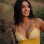 Anukreethy Vas Instagram – Last from this series 🌻🌼☀️
.

A burst of yellow in the golden hour, where smiles and flowers bloom. 🌻🌼☀️
.
Captured by @kilaruness 📸 
.
#goldenhour #flowers #anukreethyvas #photography .
#goldenhour #goldenhourmagic #smileandshine #yellow #anukreethyvas #tollywood #tollywoodactress #kollywood #kollywoodcinema #kollywoodactress #photography Hyderabad