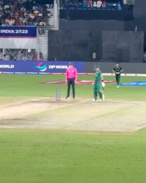 Anukreethy Vas Instagram - World Cup 2023 🏆 🏏 
.
South Africa vs Pakistan 🌼 
.
.
#worldcup #worldcip2023 #chepauk #chepaukstadium #bleedblue #india #cricket #anukreethyvas