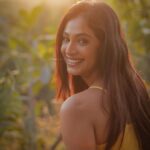 Anukreethy Vas Instagram - When life imitates the golden hour - radiant , warm and full of smiles. 🌅 💛 . Captured by @kilaruness 📸 . #goldenhour #goldenhourmagic #smileandshine #yellow #anukreethyvas #tollywood #tollywoodactress #kollywood #kollywoodcinema #kollywoodactress #photography Hyderabad
