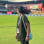 Anupama Gowda Instagram - KCC day with my people and you lovely audience =fun ♥️ Outfit : @zara (so many asked me about this fit ) @_raaghava @tejukranthi @krishithapanda Bangalore, India