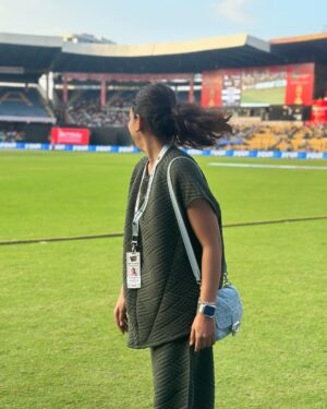 Anupama Gowda Instagram - KCC day with my people and you lovely audience =fun ♥️

Outfit : @zara (so many asked me about this fit ) 

@_raaghava 
@tejukranthi 
@krishithapanda