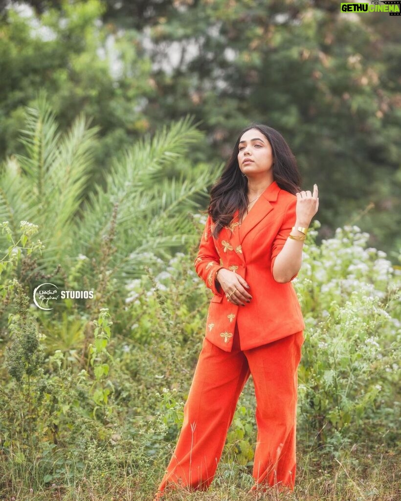 Anupama Gowda Instagram - 🧡🧡🧡 Outfit: @kalasthreebytejaswinikranthi Styling : @tejukranthi Assisted by : @khushi_jagadisha PC: @raghavstudios