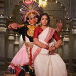 Anupama Gowda Instagram - There are shortcuts to happiness and dancing is one of them !!! @anupamagowda you look so beautiful ❤️ Shot by @manjunath_photographer Shot At @theshirestudioblr #dance #dancerlife #trendingreels #kishenbilagali #love #bliss #happiness #art #yakshagana #outfit #culture