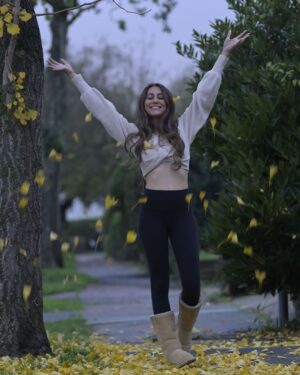 Anusha Dandekar Instagram - And can every other day be like this… 🍂 🫠