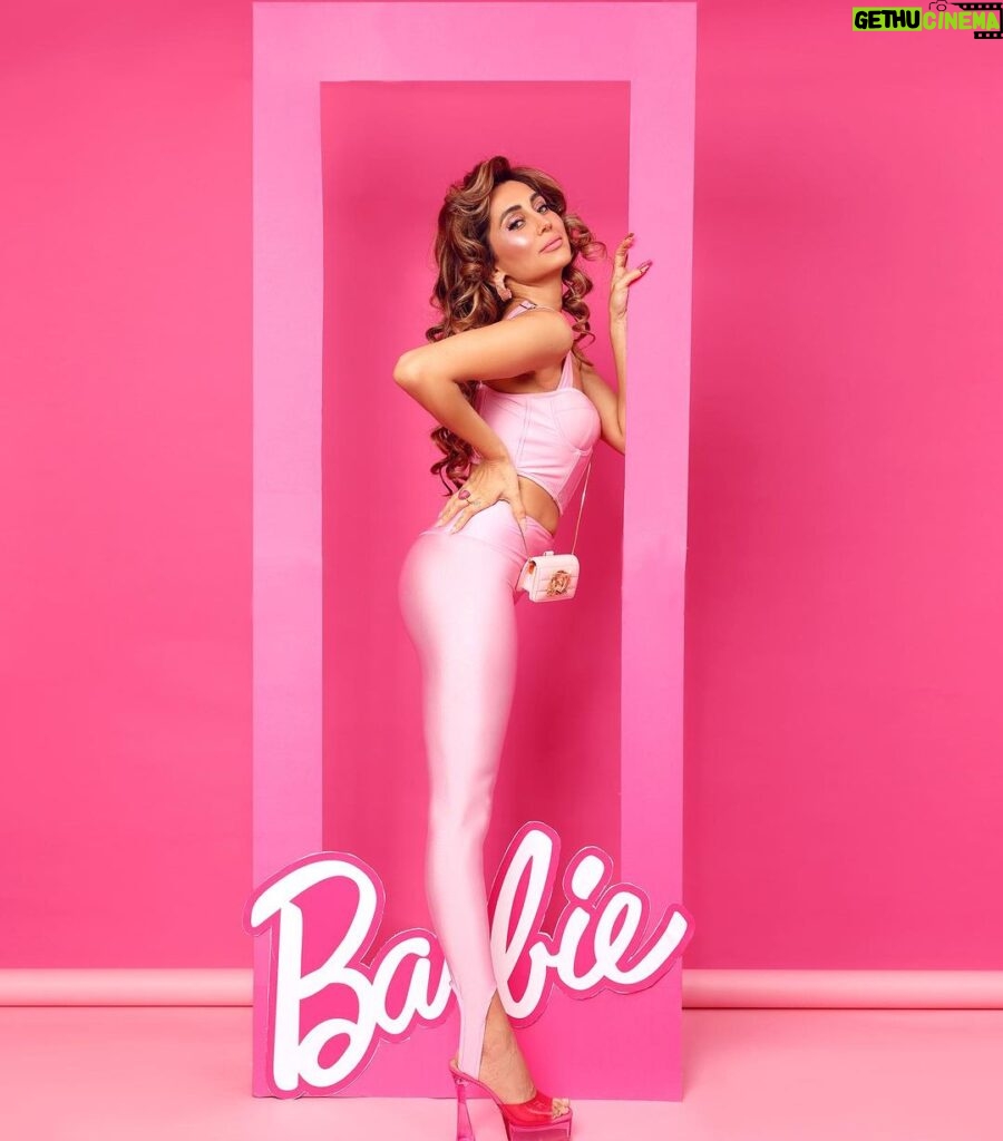 Anusha Dandekar Instagram - You can’t put this Barbie in a Box 💖 My incredible Barbie Crew: Photos: @shrutisbagwe 💖 Styling: @shereenlovebug 💖 Hair: @nidapatel @aysha_hooda @watercoloursalon 💖 Corset and leggings @shopmonokrom 💖 All accessories @outhousejewellery 💖 My main man: @mithun.gole 💖