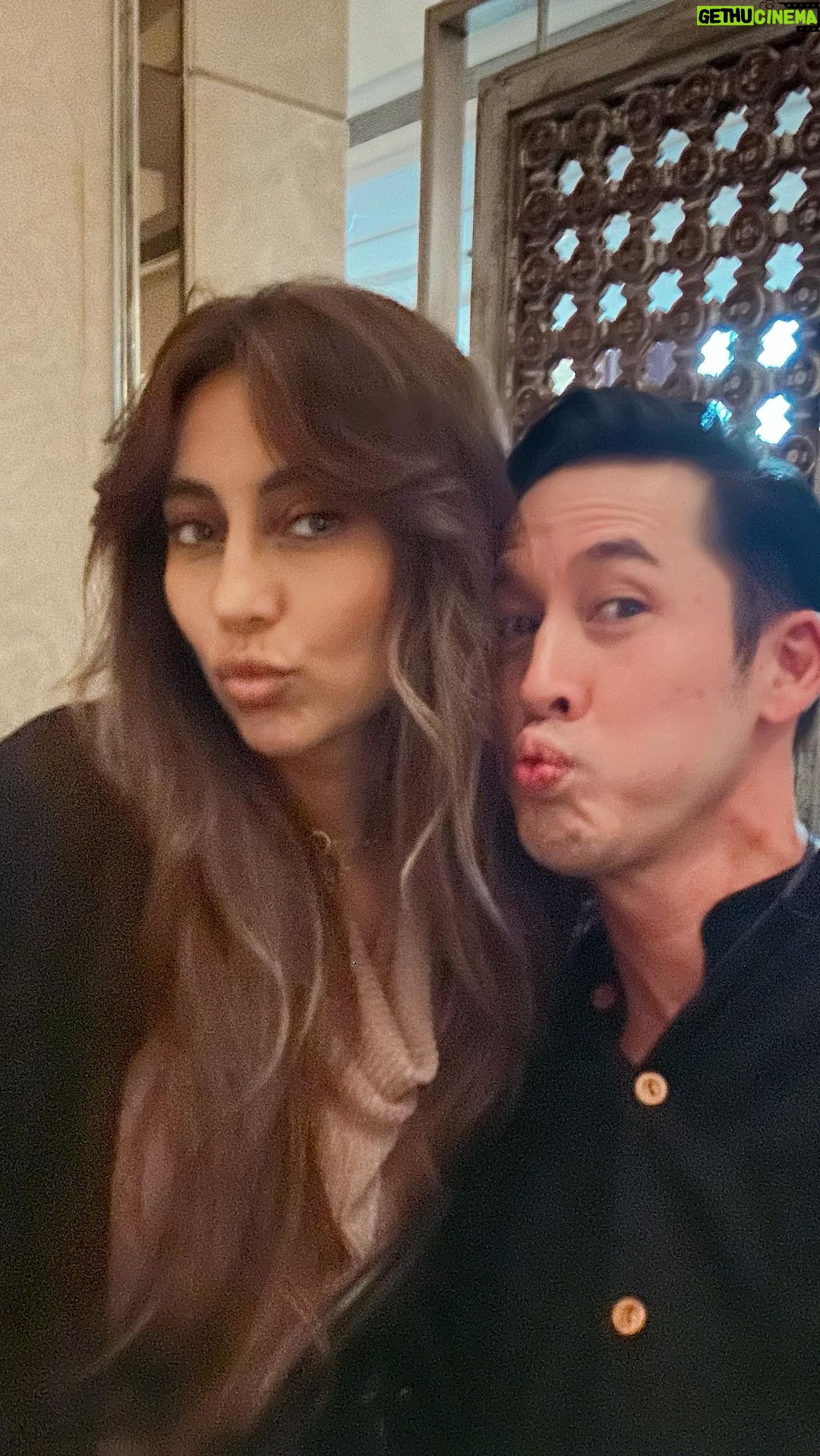 Anusha Dandekar Instagram - Mumbai trip made all the more fun with my beautiful Anusha ! Always full of positive vibes together walking the blue carpet of the world premiere of #AmazonPrime #Citadel ! So exciting to watch it on a cinematic screen ! @vjanusha #anushadandekar Phoenix Palladium