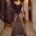 Anusha Dandekar Instagram - Back to Black but never Basic… 🖤🩶🖤 Photos by: @shrutisbagwe Dress: @gavinmiguelofficial @gavinmiguel7 Jewels: @curiocottagejewelry Hair: @hamidahairartis Assisted by: @mithun.gole Management: @hcmediamgmt @hansichika assisted by @muskaan__k Event: @filmfare