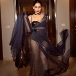 Anusha Dandekar Instagram - Back to Black but never Basic… 🖤🩶🖤 Photos by: @shrutisbagwe Dress: @gavinmiguelofficial @gavinmiguel7 Jewels: @curiocottagejewelry Hair: @hamidahairartis Assisted by: @mithun.gole Management: @hcmediamgmt @hansichika assisted by @muskaan__k Event: @filmfare