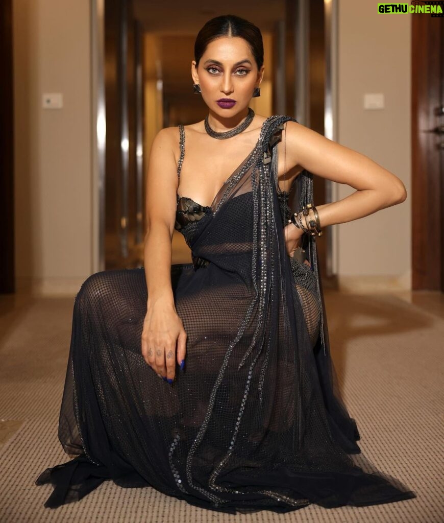 Anusha Dandekar Instagram - Nothing my eyes can’t tell you… are you listening? 🖤🖤🖤 Photos by: @shrutisbagwe Dress: @gavinmiguelofficial @gavinmiguel7 Jewels: @curiocottagejewelry Hair: @hamidahairartis Assisted by: @mithun.gole Management: @hcmediamgmt @hansichika assisted by @muskaan__k Event: @filmfare