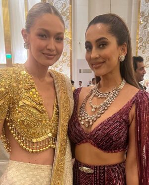 Anusha Dandekar Instagram - It’s true, someone’s inner beauty makes them even more beautiful! 

@gigihadid all love, so nice to meet you
❤️☀️❤️

#girlcrush 🫠 

@nmacc.india 💎