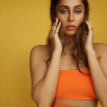 Anusha Dandekar Instagram - Orange squeeze…🧡🍊🧡 Photos: @shrutiibagwe Stylist: @khyatibusa Outfit: @miakee.official Jewelry: @the_bling_girll H&M assistant: @mithun.gole