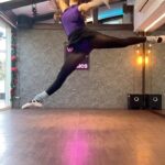 Anusha Dandekar Instagram - 💜🩰💜 Still need to straighten my knees way more and work on my flexibility and poise and point… butttt 15 classes down and I just love learning to fly… 🫠 thanks to my Angel @purrtycat08 🤍