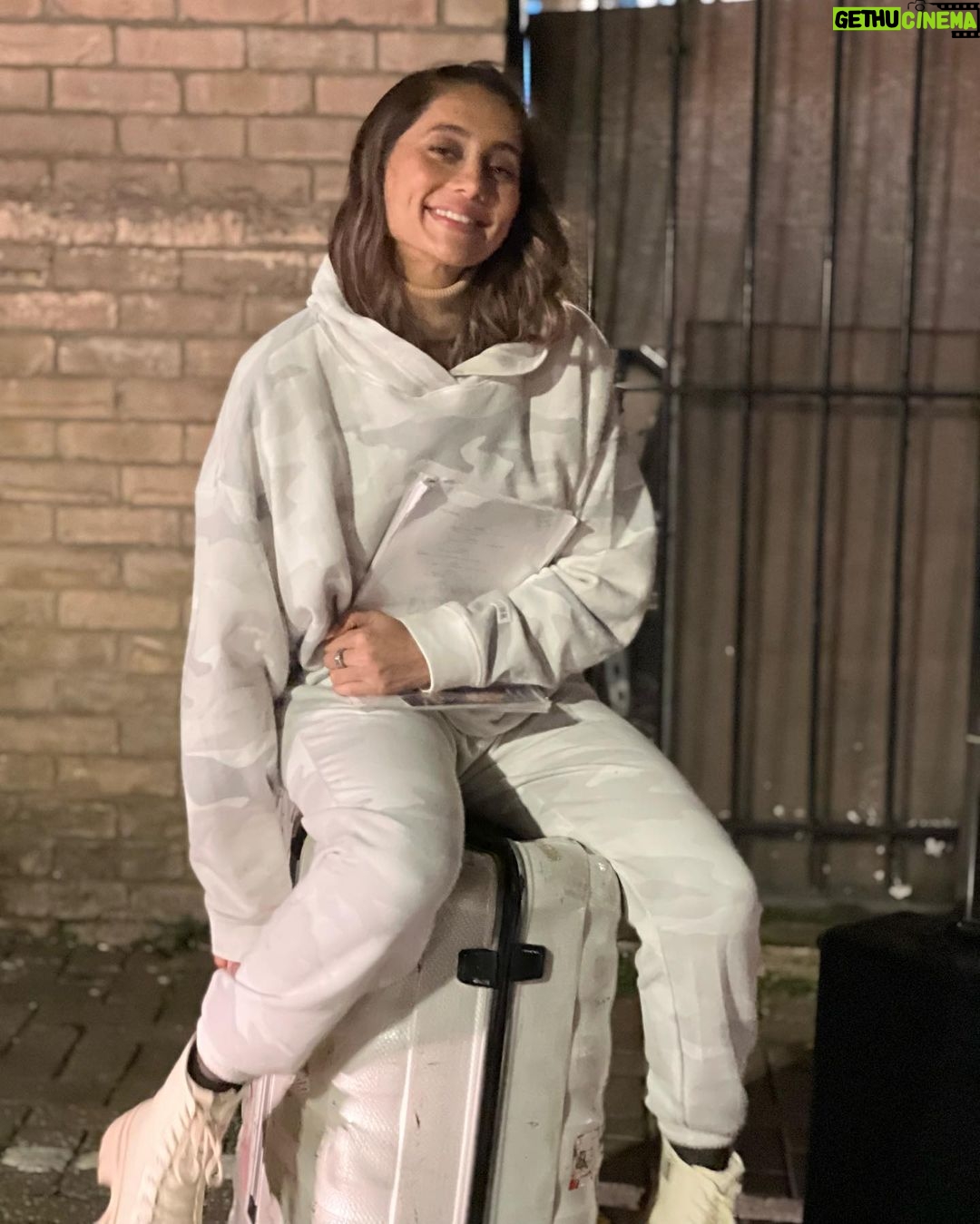 Anusha Dandekar Instagram - Suitcases and scripts … perfect 🤍