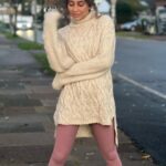 Anusha Dandekar Instagram - I’m so sick of that same old love… 🤍 You? Hair & pics: @mithun.gole #sweaterweather #London
