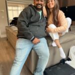 Anusha Dandekar Instagram - Sets set my heart on fire… 🧡🧡🧡 Yes I know I have an unusually long finger 👈🏽🫠