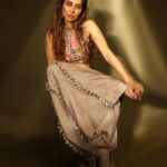 Anusha Dandekar Instagram - Ruwa Naari 👑 Boho Diwali vibes in @payalsinghal 🪔 ✨ Shot by: @shrutisbagwe Jewels by: @curiocottagejewelry Hair by: @mithun.gole & #priti