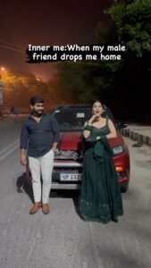 Anushka Kaushik Instagram - Friend having car >>>> boy friend . . . . . . #boyfriend #boyfriendmemes #bestfriendgoals #friendswithbenefits #bestfriendsforever #drive #driving #longdrive #haryanvi #haryanvisong #indianweddings #bigfatindianwedding #weddingoutfit #ootdindia #weddingreels #anushkakaushik Delhi Dilwalo Ki