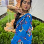 Anushka Kaushik Instagram - बहुत बहुत दिनो बाद ऐसे नाचकर जब साँस रुकी तो खुद को ज़िंदा महसूस किया 😍🤩🙏 . . . . Special thanks to @hetalgada19 (forever love ❤️) . . . #navratri #jaimatadi #om #garba #garbanight #weekendvibes #besttime #besttimeoftheyear #anushkakaushik #dancevideo #korakendra #korakendranavratri #korakendragrounds Korakendra Navratri Naidu Club