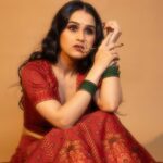 Anushka Kaushik Instagram – किन लफ़्जो में लिखुं मैं
अपने इन्तज़ार को तुम्हें
बेज़ुबां है इश्क़ मेरा
ढूँढता है खामोशी से तुझे ।
.
.
.
Outfit by : @zaamo.official @houseoftayaofficial
HMU by: @muskanguptaaaa_ @work_muskan
Captured by: @anshul.varshney_
Styled by : @aditid2
Studio courtesy: @mdaftabk @filmygyanstudio
PR by : @ashishsinghtriumph
.
.
#aesthetic #traditional #photoshootideas #waiting #hairideas #eyemakeup #sad #emotions #anushkasharma #anushkakaushik