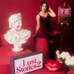 Anushka Kaushik Instagram - Is red only the colour of love ? 💋 Lust Stories S2 is finally out 🤤 . . . 💄: @upasana.chh__ 💃: @thisisarpitaaa @netflix_in @iamitrsharma @rsvpmovies @flyingunicornfilms @ronnie.screwvala @ashidua @ameetdhanwani @pashanjal @mehrasahil @roopalisinghal @kajol @kumudkmishra @hemantbhandari @shalinisharma03 @abhisheknotani @tapanbasu @aleya.sen @castingchhabra @mukeshchhabracc @prabudhsardana @neena_gupta @mrunalthakur @angadbedi @itsvijayvarma @tamannaahspeaks @tillotamashome @amrutasubhash @konkona . . #lust #lustforlife #love #luststories #luststories2 #netflix #netflixseries #netflixmovies #netflixoriginal #netflixandchill #netflixshows #newshow #newwork #newseries #actor #acting #AnushkaKaushik