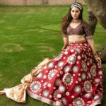 Aparna Dixit Instagram - Last ones from this look 🌹 . Shoot Concept & Creative Direction: @thebridesofindia @mansidhanak Hair & Makeup by: @makeupbypompy Makeup products: @nourrbymallikabhat On set styling: @stylebysugandhasood Location: @westinmumbaipowai 📍 Outfit: @rockystarofficial Jewellery: @rimayuO7 Photography by: @harshphotography11 Production: @mansidhanak @vinavb @akshitsmehta
