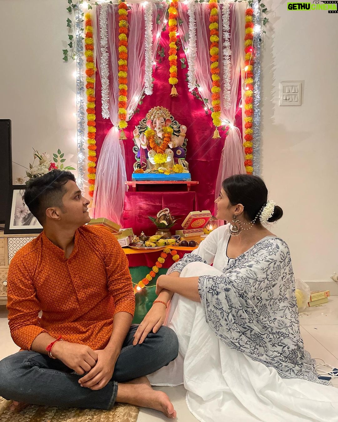 Aparna Dixit Instagram - 3 blissful days 😇🙏🏻🌸 #ganpatibappamorya