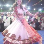 Aparna Dixit Instagram - At Swarnakar garba mahostav, Jodhpur. The girls also taught me some garba moves 💃🏻 Jodhpur City, Rajasthan, India