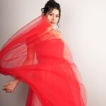 Aparna Dixit Instagram - 🌹 Outfit @datetheramp Styled by @yourstylistforever Outfit PR @littlepuffsofhappiness ofhappiness Earrings @putstyle07 Makeup @smitartist Hair @nidhiiigada