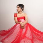 Aparna Dixit Instagram - 🌹 Outfit @datetheramp Styled by @yourstylistforever Outfit PR @littlepuffsofhappiness ofhappiness Earrings @putstyle07 Makeup @smitartist Hair @nidhiiigada