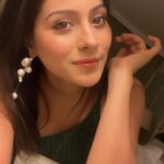 Aparna Dixit Instagram - Selfies >>>>> Felt cute might delete later.