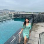 Aparna Dixit Instagram - Feasting is our fav thing to do together 🥘 🍲 ☕️ . . . Heels @shopgnist Dress @thenewbold.in Styled by @yourstylistforever
