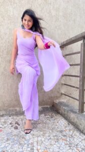 Aparna Dixit Instagram - 💜🩷💜