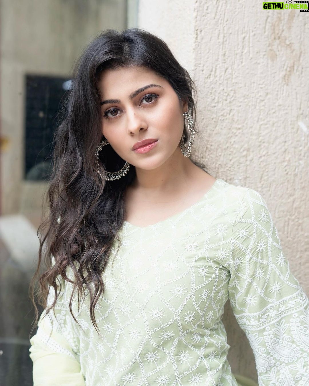 Aparna Dixit Instagram - Everything you do, comes back to you! Do good. Be good.